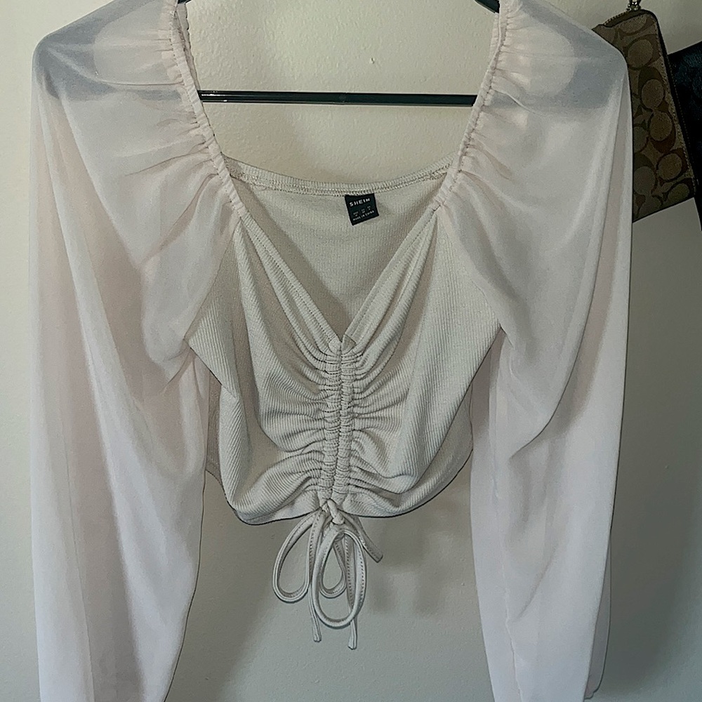 Long sleeve crop top